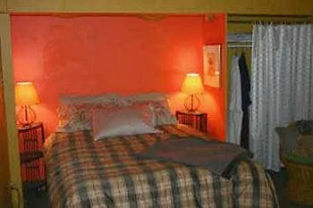 Alan Gardens Bed And Breakfast Toronto Hotel
